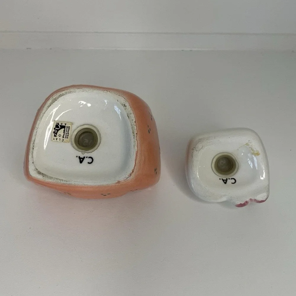 Sleeping White Cat Armchair Ceramic Vintage Salt And Pepper Shaker Clay Art 3